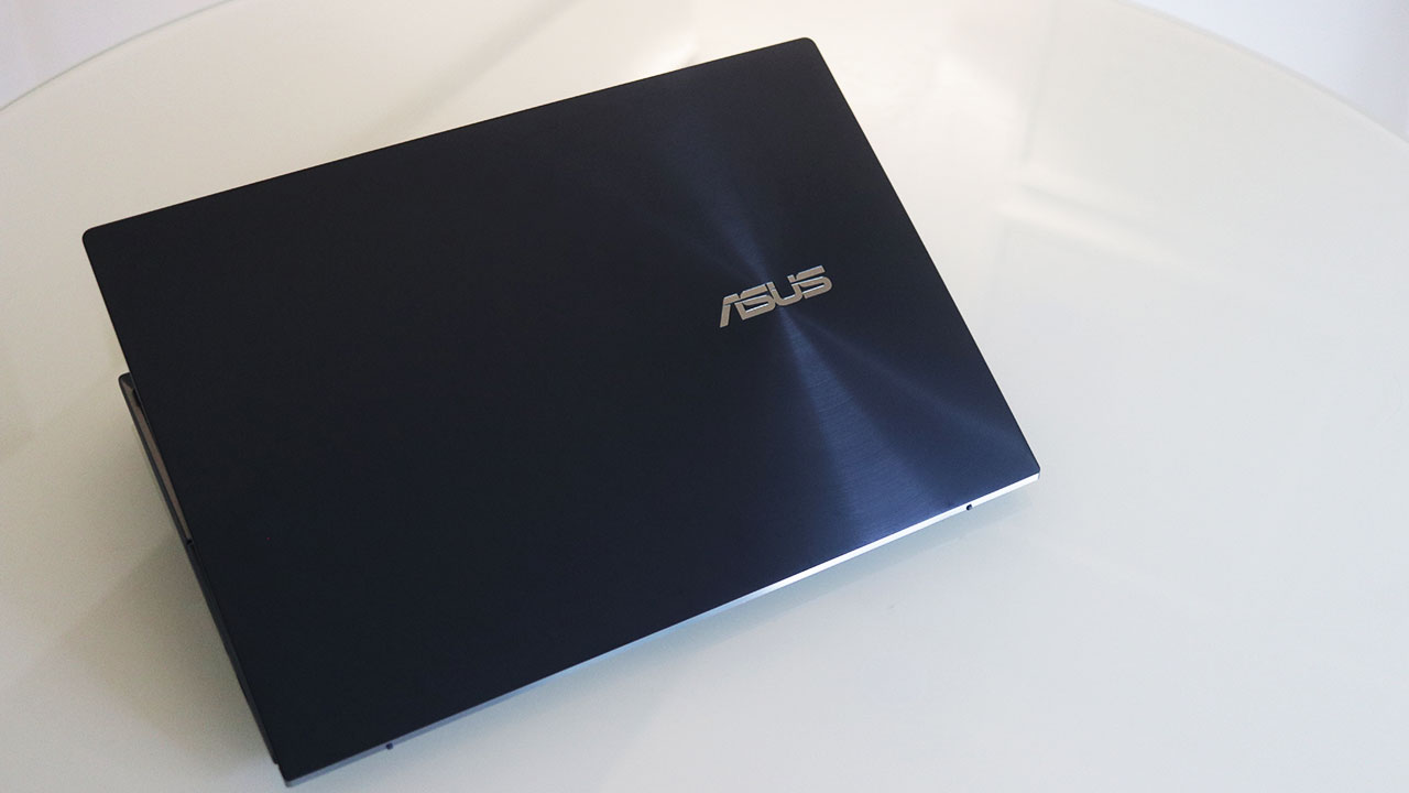 ASUS ZenBook Duo (2021) UX482 Unboxing 