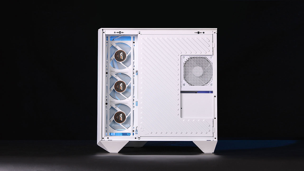 DarkFlash DY470 Case Announced